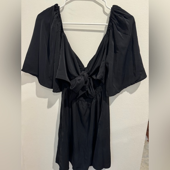 Abercrombie & Fitch Black Angel Sleeve V Neck Bow Mini Skort Romper Dress SZ XS - Picture 6 of 10